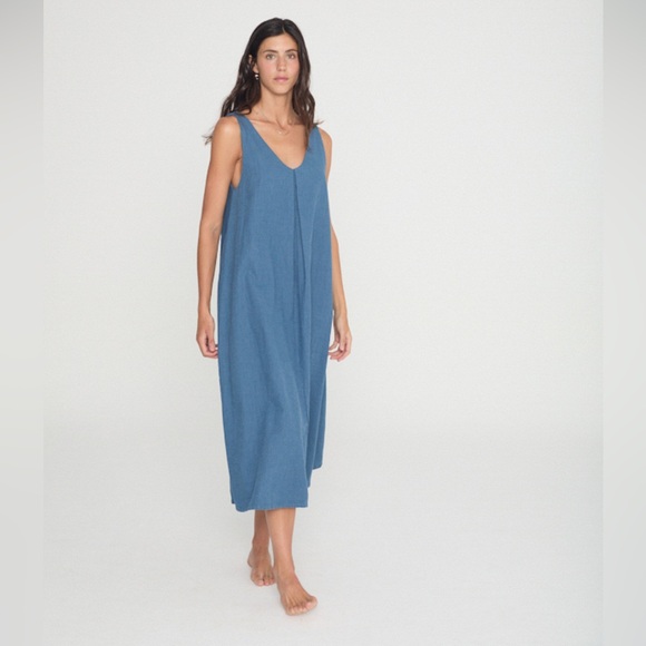 NWT Designers Society Cereuis Light Blue Sleeveless Dress - Picture 1 of 7